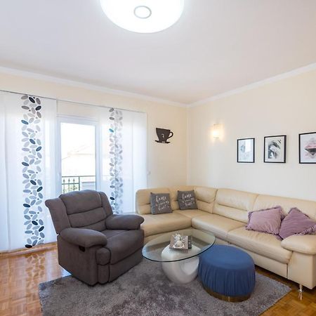 Apartment Visnja Zara Esterno foto