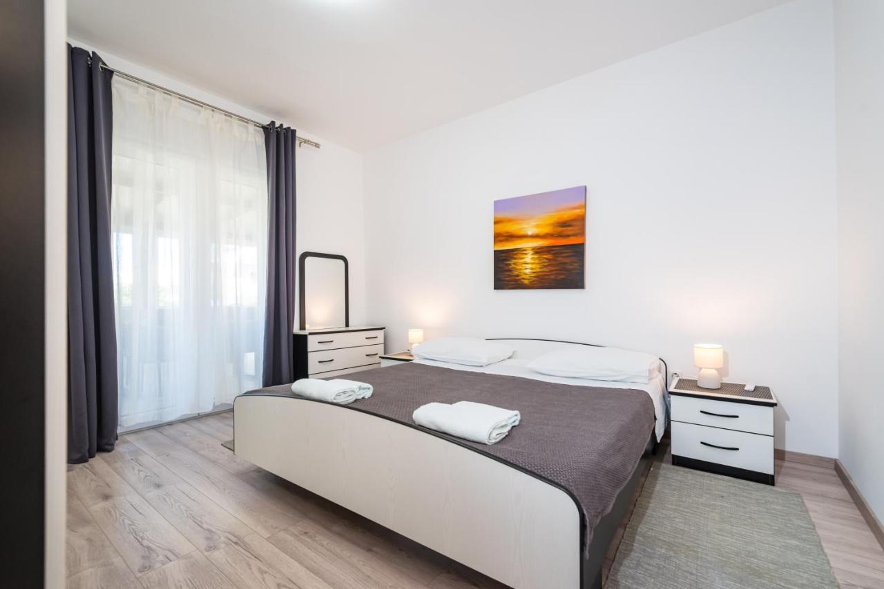 Apartment Visnja Zara Esterno foto