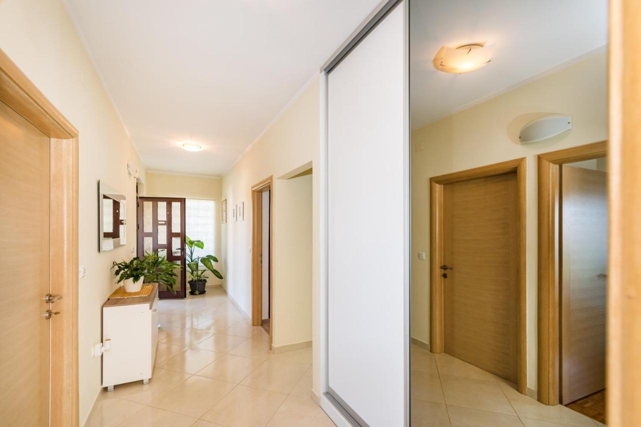 Apartment Visnja Zara Esterno foto