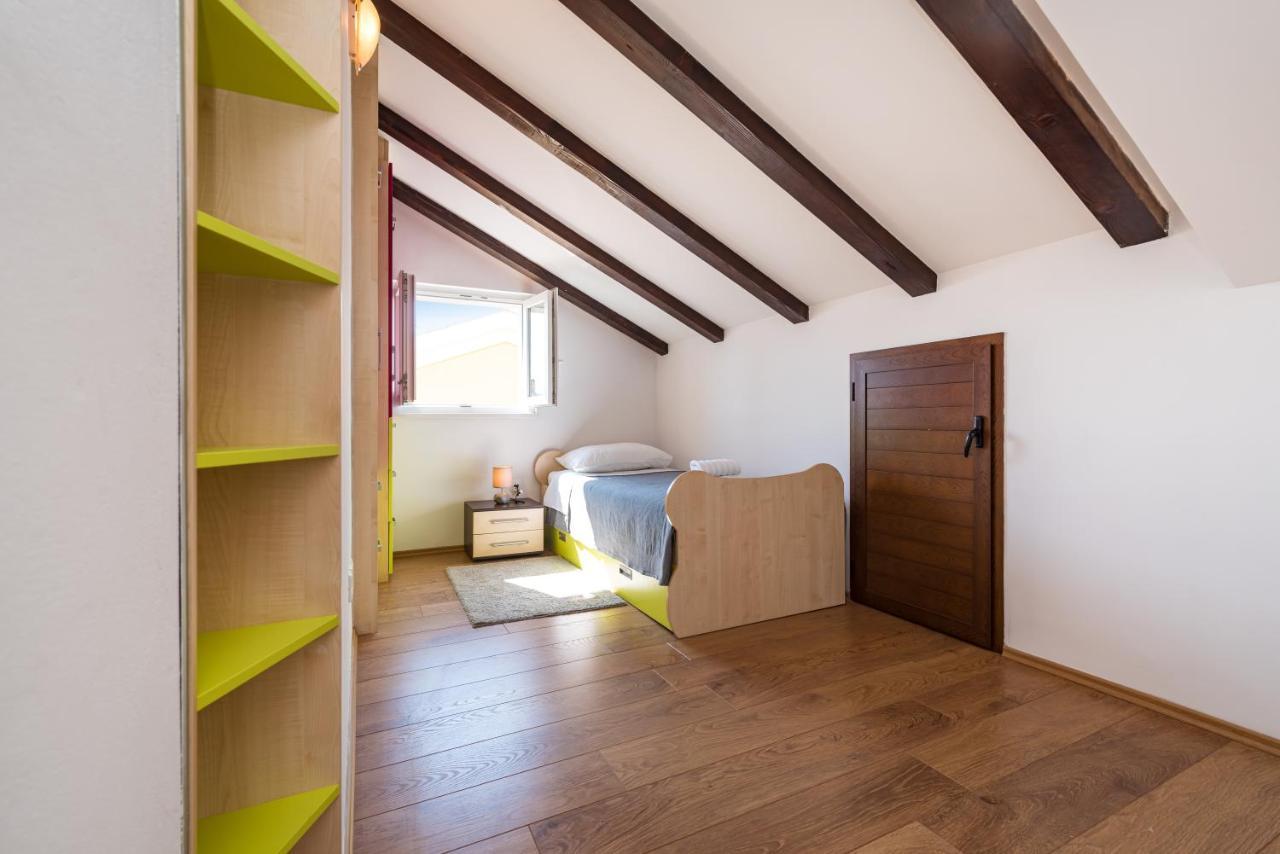 Apartment Visnja Zara Esterno foto