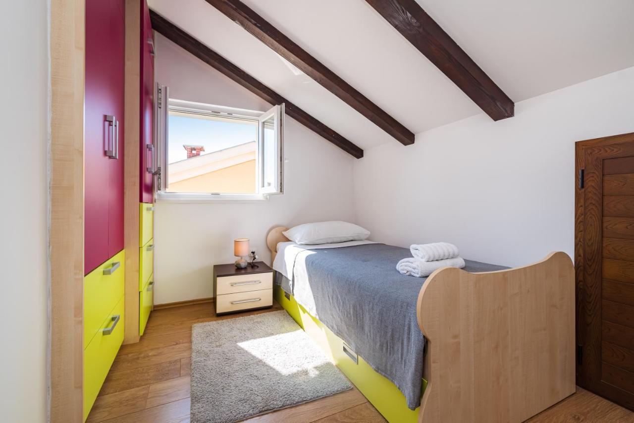 Apartment Visnja Zara Esterno foto