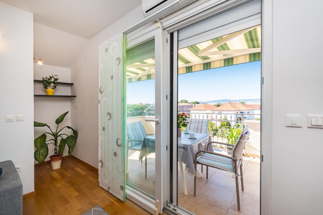 Apartment Visnja Zara Esterno foto
